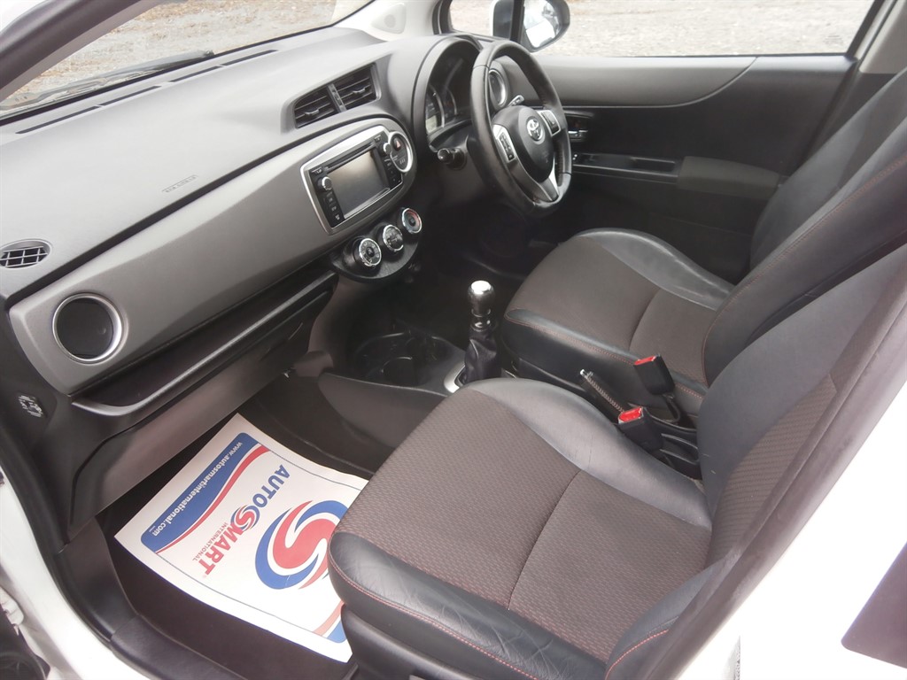 Used Toyota Yaris 2013 for sale - 76184136: Photo 16