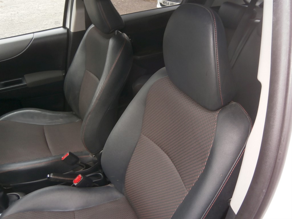 Used Toyota Yaris 2013 for sale - 76184136: Photo 17