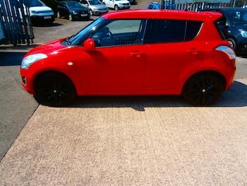 Used Suzuki Swift 2016 for sale - 79232272: Photo