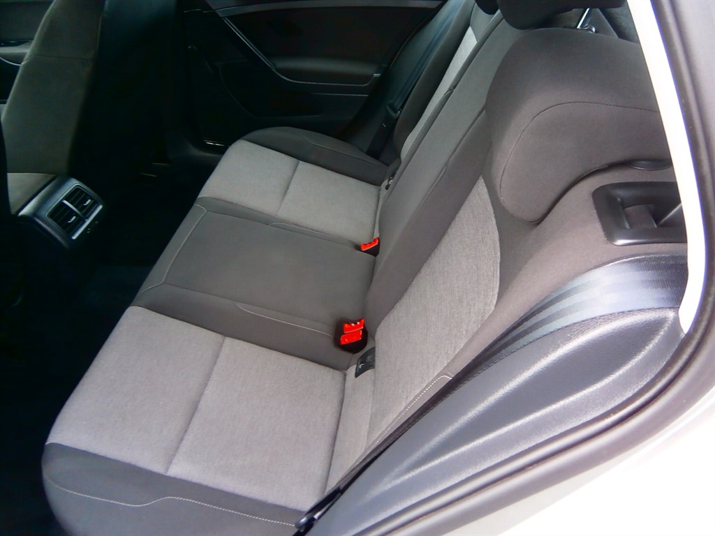 Used Volkswagen Golf 2013 for sale - 78199209: Photo 16