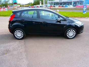 Used Ford Fiesta 2017 for sale - 78499668: Photo