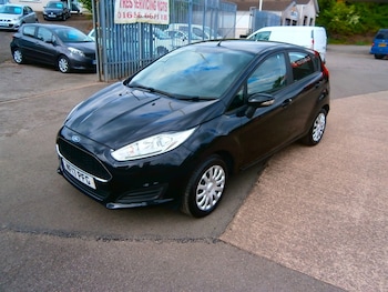 Used Ford Fiesta 2017 for sale - 78499668: Photo