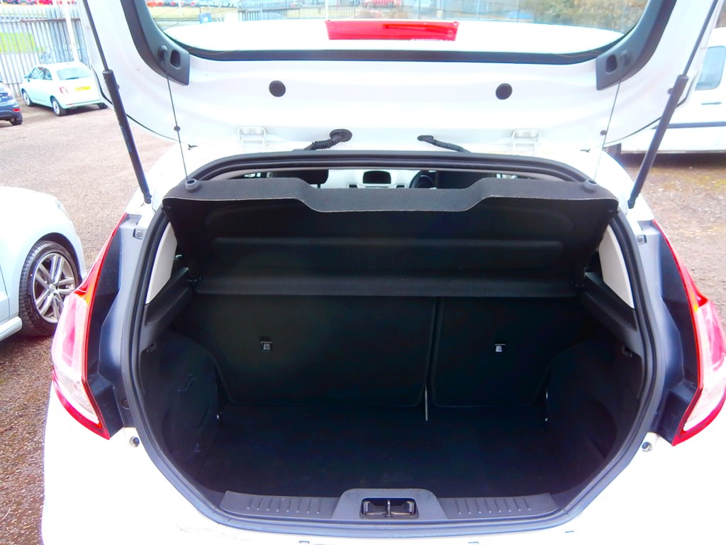 Used Ford Fiesta 2016 for sale - 77778828: Photo 10