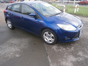 2014 - 1.6 Edge Hatchback 5dr Petrol Manual Euro 5 (105 ps)