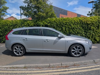 Used Volvo V60 2012 for sale - 78558002: Photo