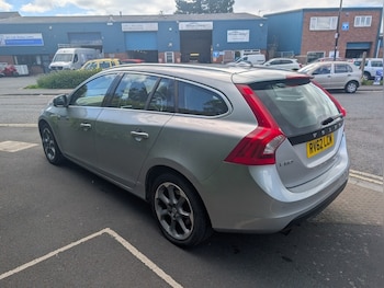 Used Volvo V60 2012 for sale - 78558002: Photo