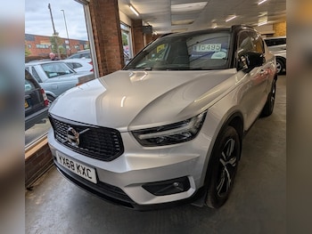 Used Volvo XC40 2018 for sale - 78459121: Photo
