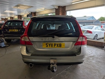 Used Volvo V70 2011 for sale - 78920188: Photo