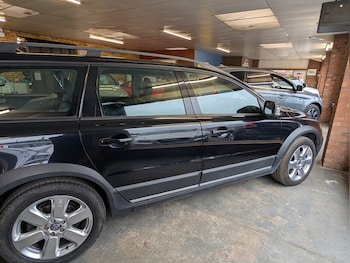 Used Volvo XC70 2009 for sale - 78459117: Photo