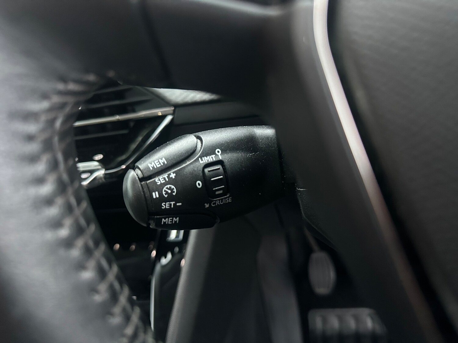 Used Peugeot 2008 2020 for sale - 76436722: Photo 35