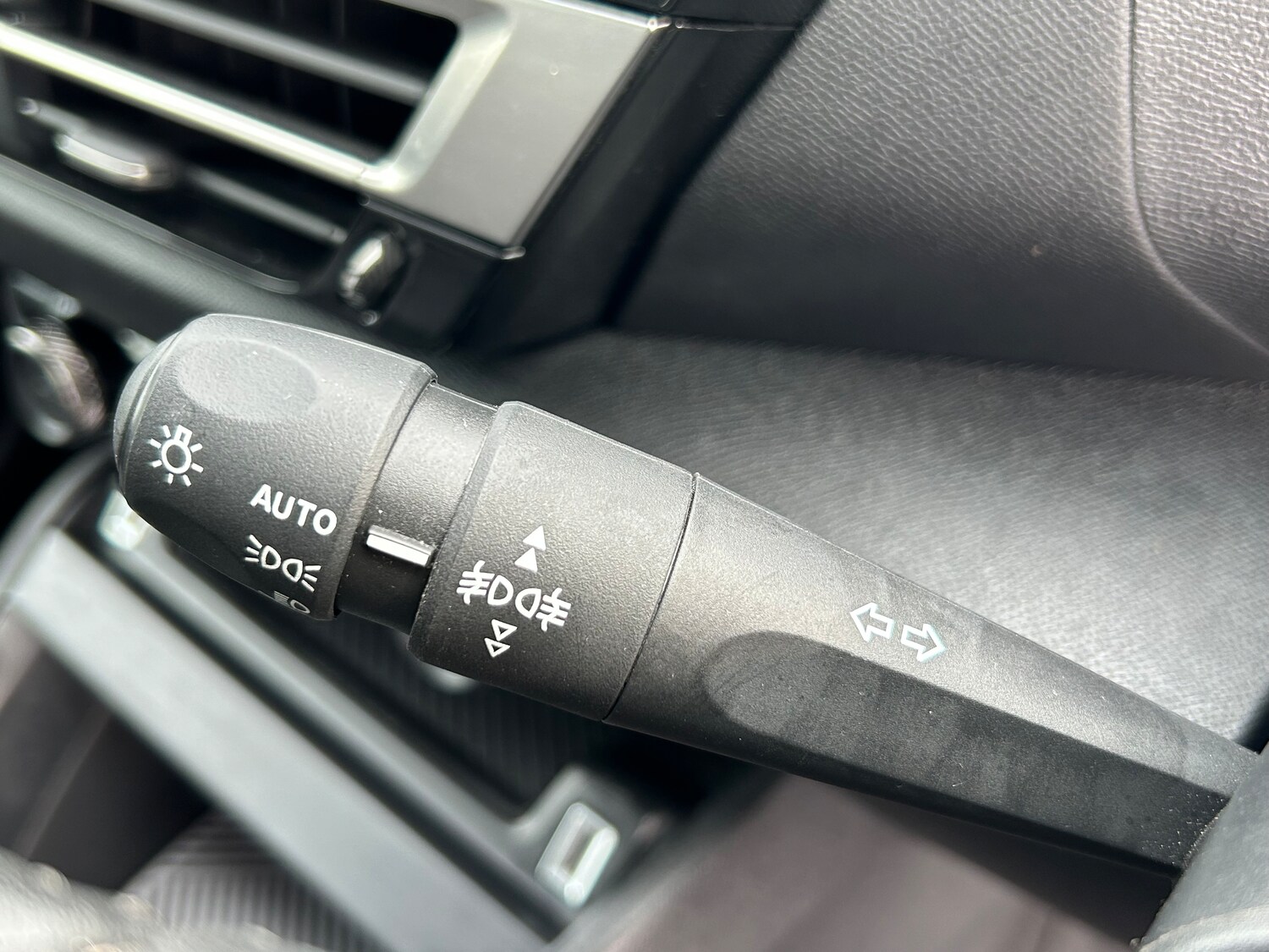 Used Citroen C4 2024 for sale - 75913017: Photo 42