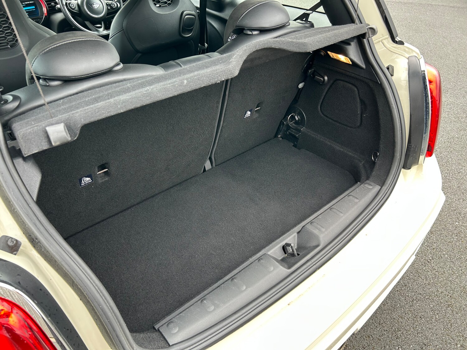 Vehicle 29