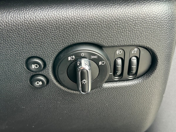 Used MINI Hatch 2019 for sale - 75112847: Photo 37