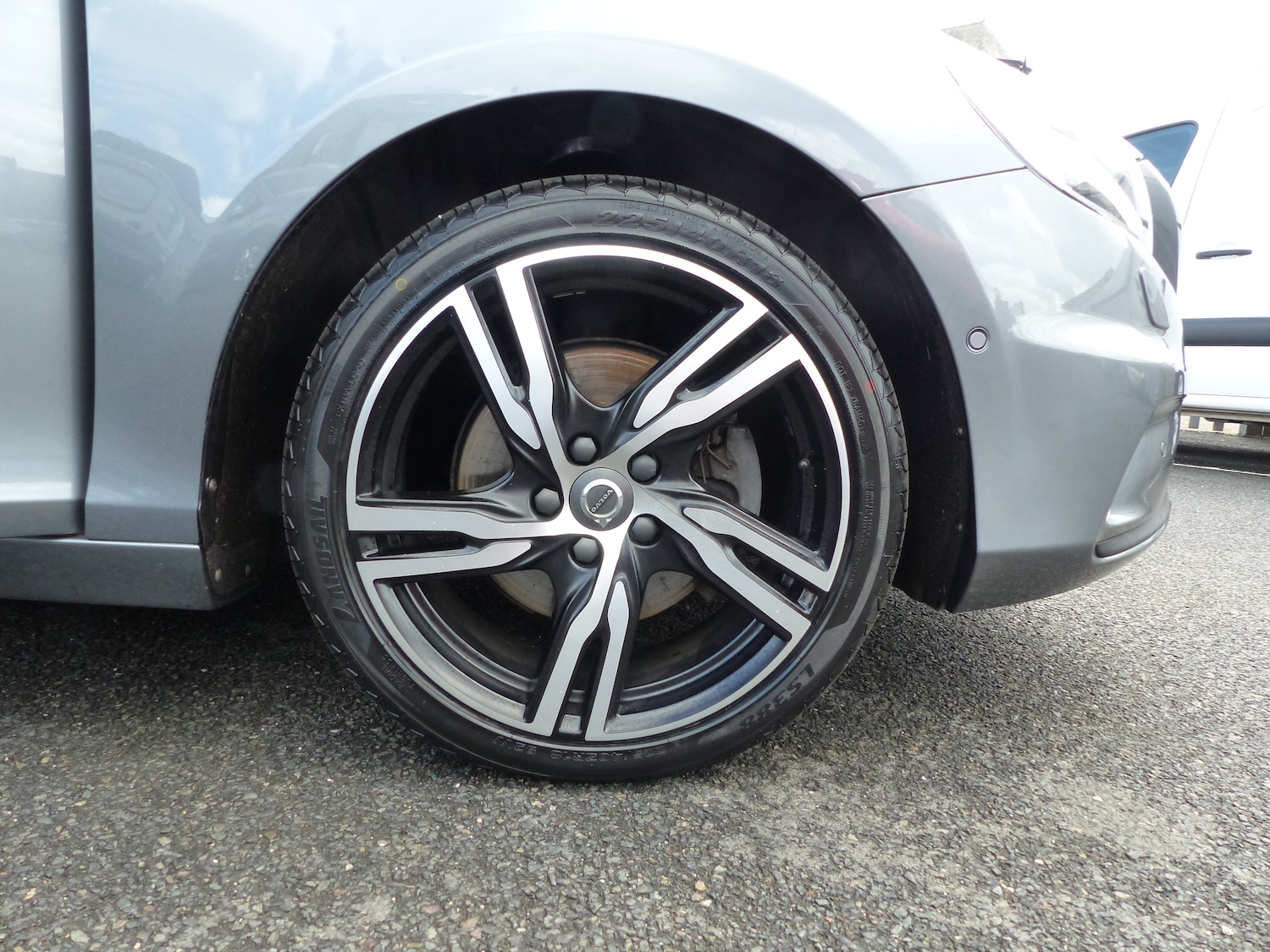 Used Volvo V40 2019 for sale - 76143903: Photo 22
