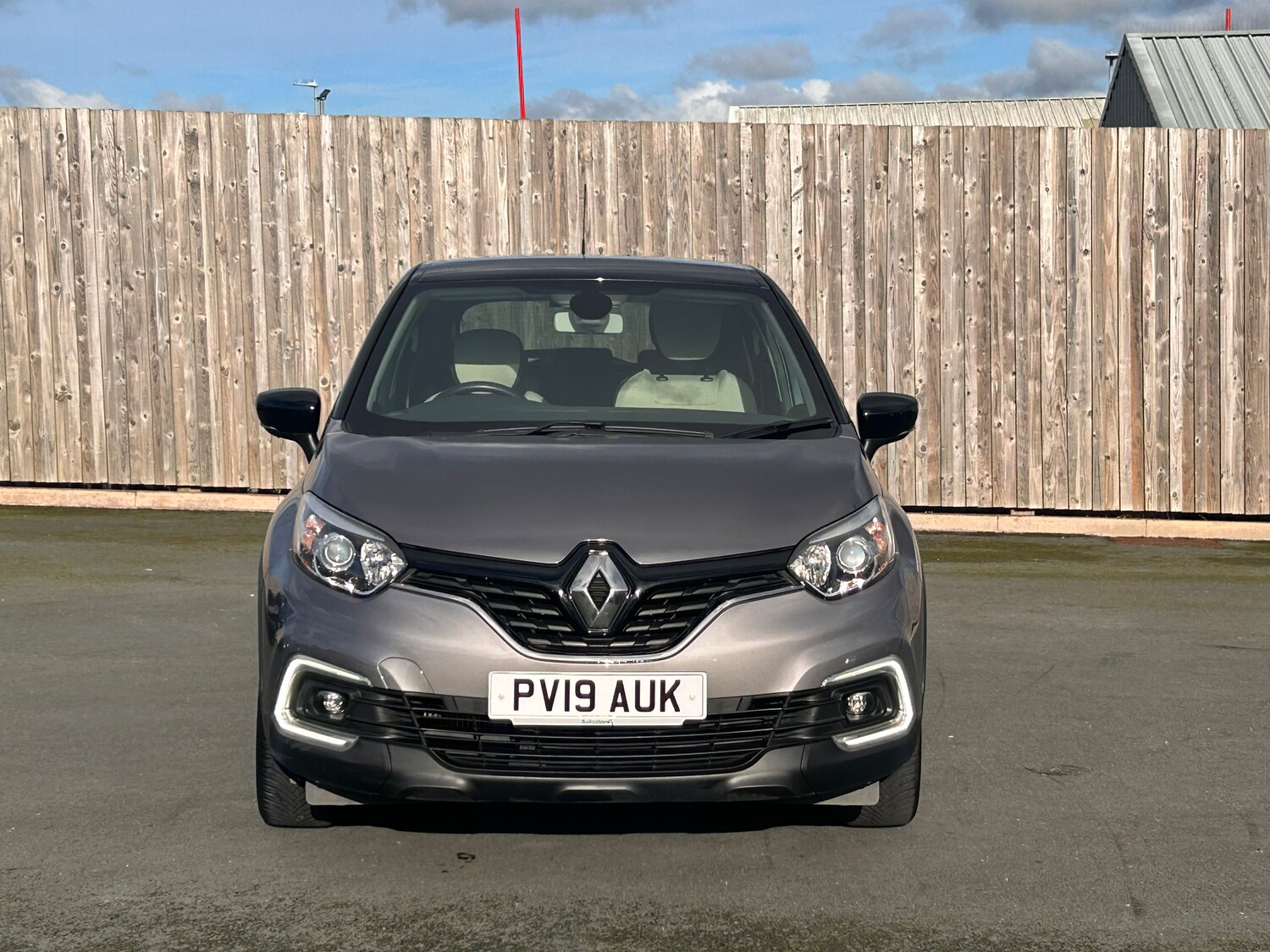Used Renault Captur 2019 for sale - 76077435: Photo 11