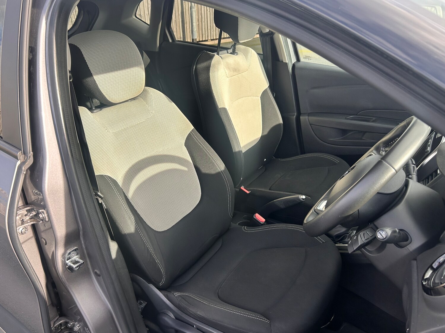 Used Renault Captur 2019 for sale - 76077435: Photo 22