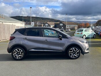 Used Renault Captur 2019 for sale - 76077435: Photo