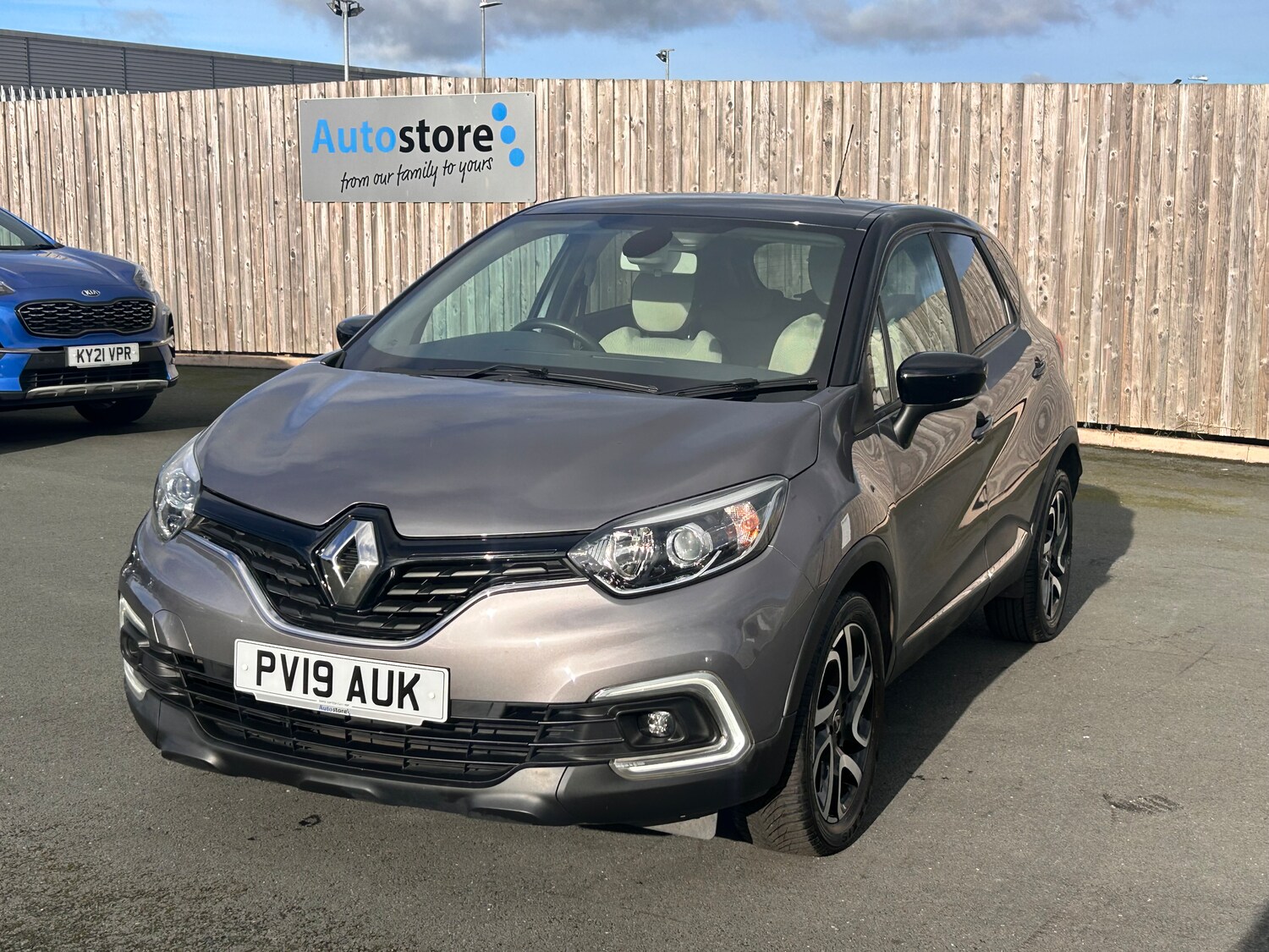 Used Renault Captur 2019 for sale - 76077435: Photo 6