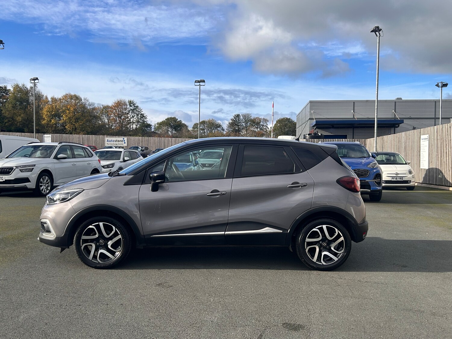 Used Renault Captur 2019 for sale - 76077435: Photo 8