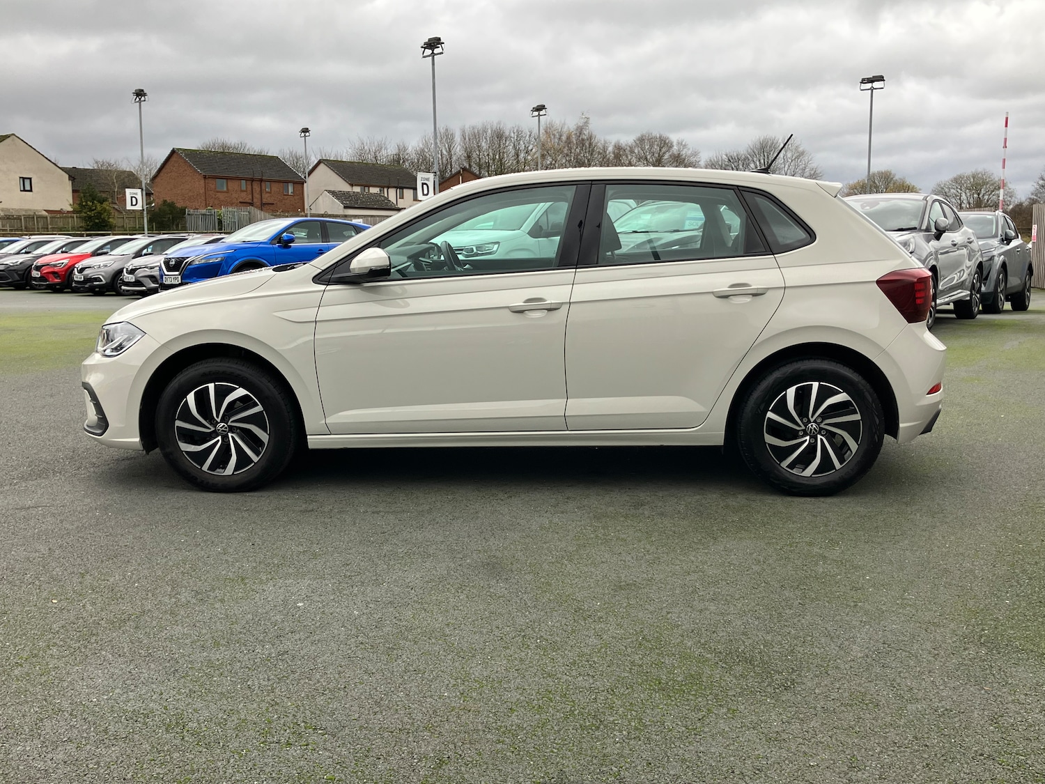 Used Volkswagen Polo 2023 for sale - 76576313: Photo 9