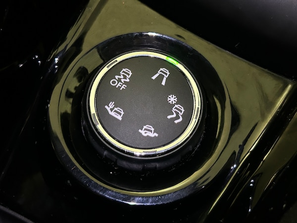 Used Peugeot 2008 2019 for sale - 74753705: Photo 30