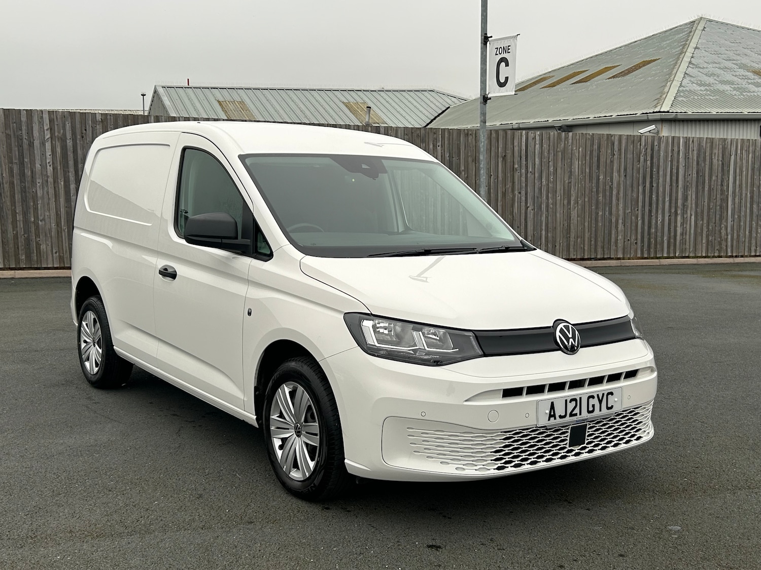 Used Volkswagen Caddy 2021 for sale - 76298705: Photo 1