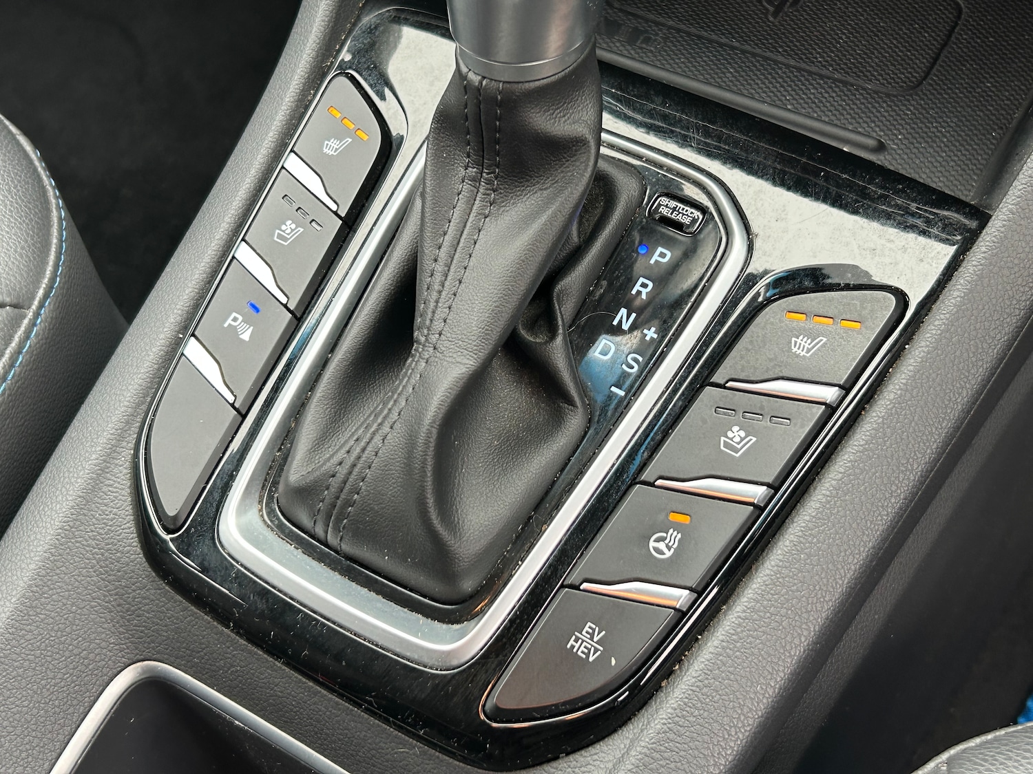 Used Hyundai IONIQ 2018 for sale - 76245887: Photo 46