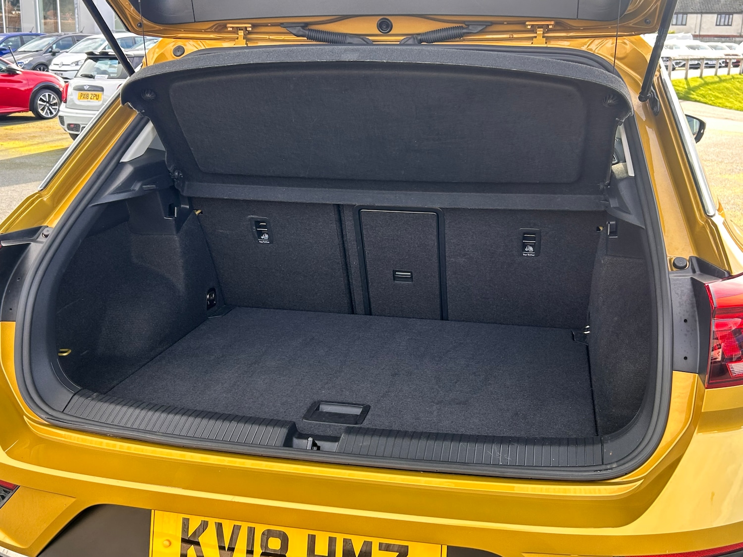 Used Volkswagen T-Roc 2018 for sale - 76113754: Photo 15