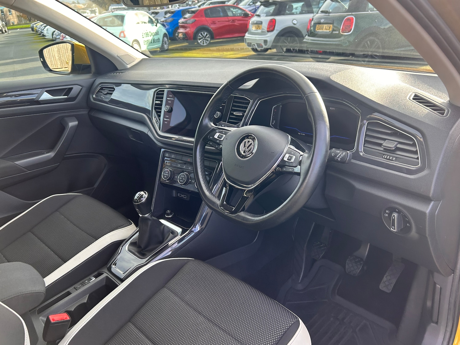 Used Volkswagen T-Roc 2018 for sale - 76113754: Photo 26