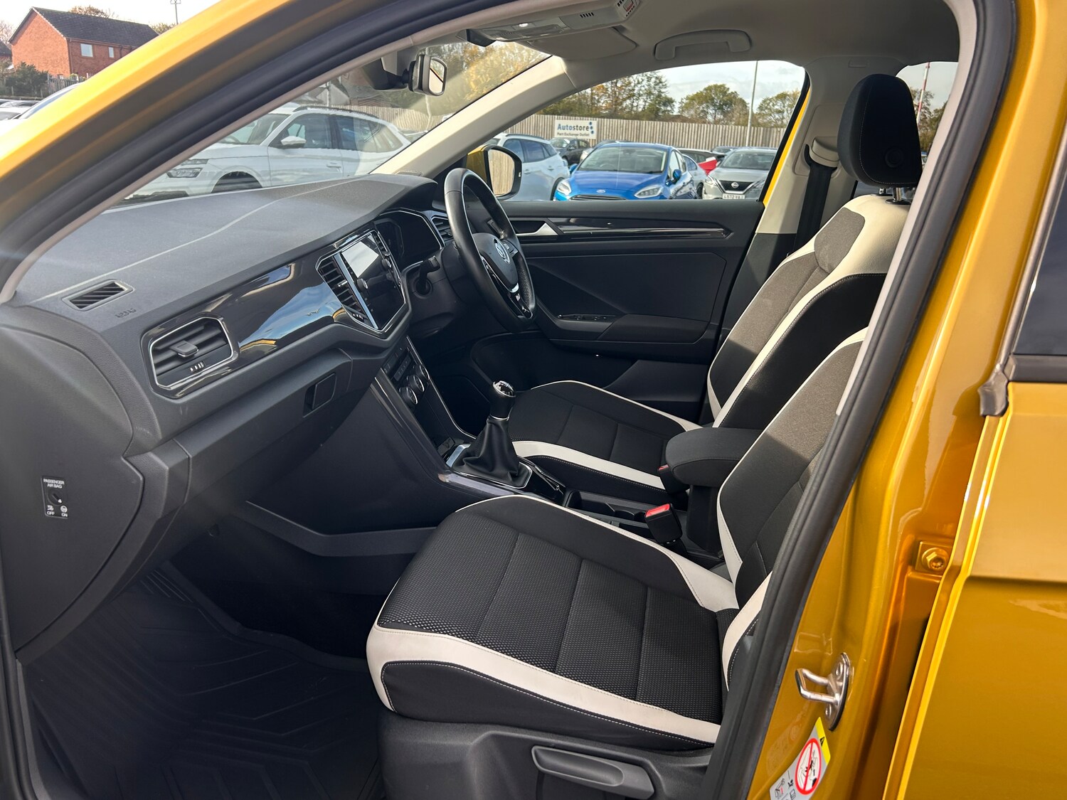 Used Volkswagen T-Roc 2018 for sale - 76113754: Photo 27