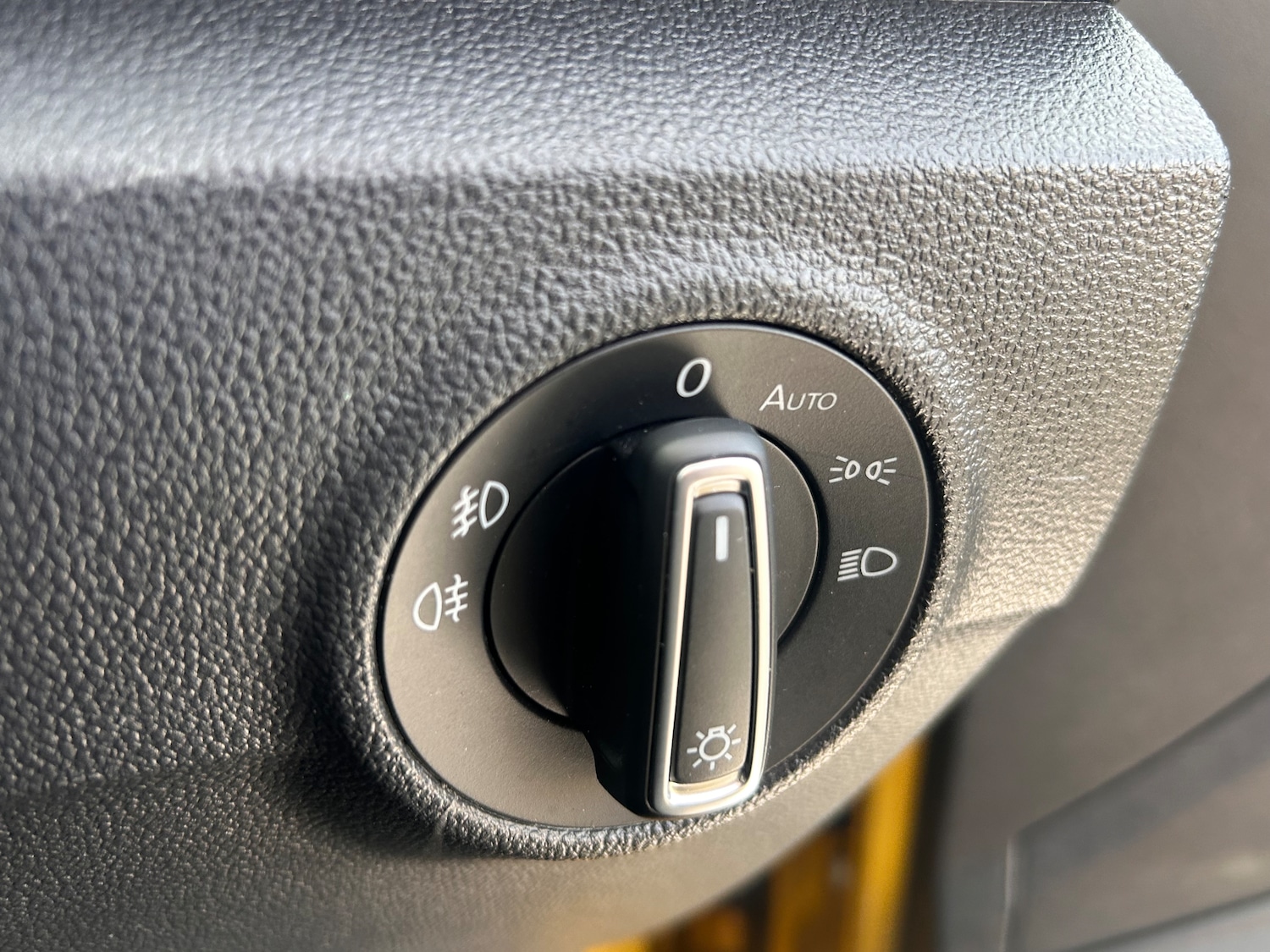 Used Volkswagen T-Roc 2018 for sale - 76113754: Photo 31