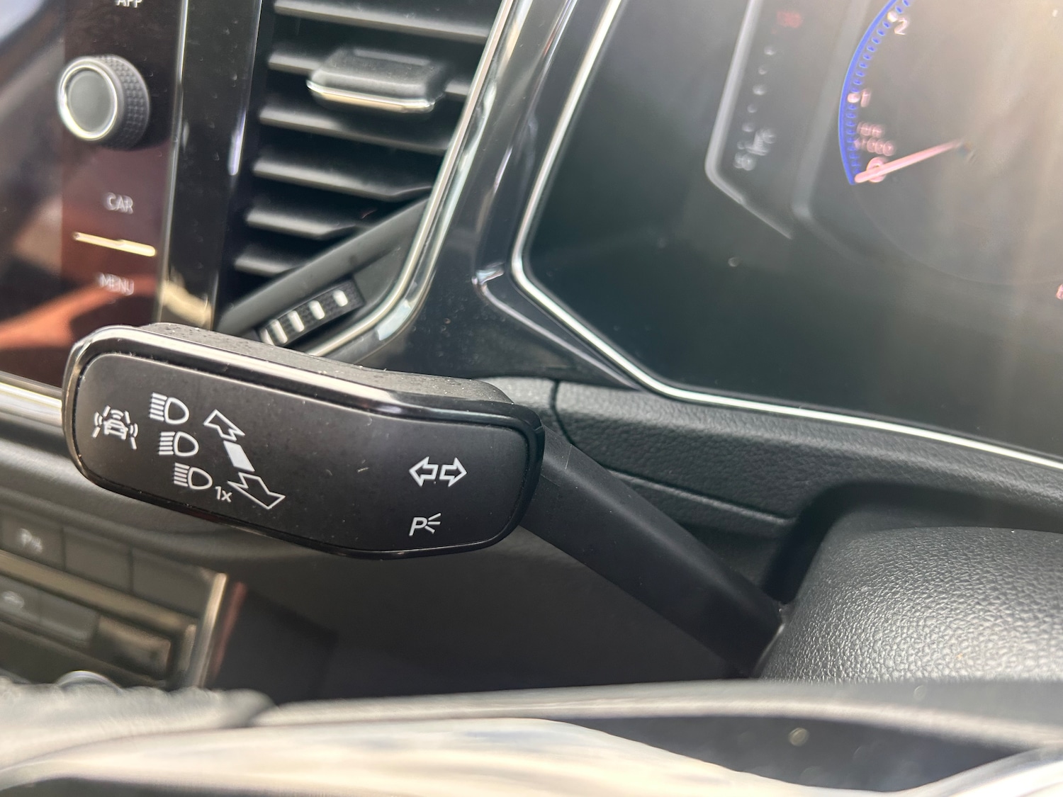 Used Volkswagen T-Roc 2018 for sale - 76113754: Photo 33