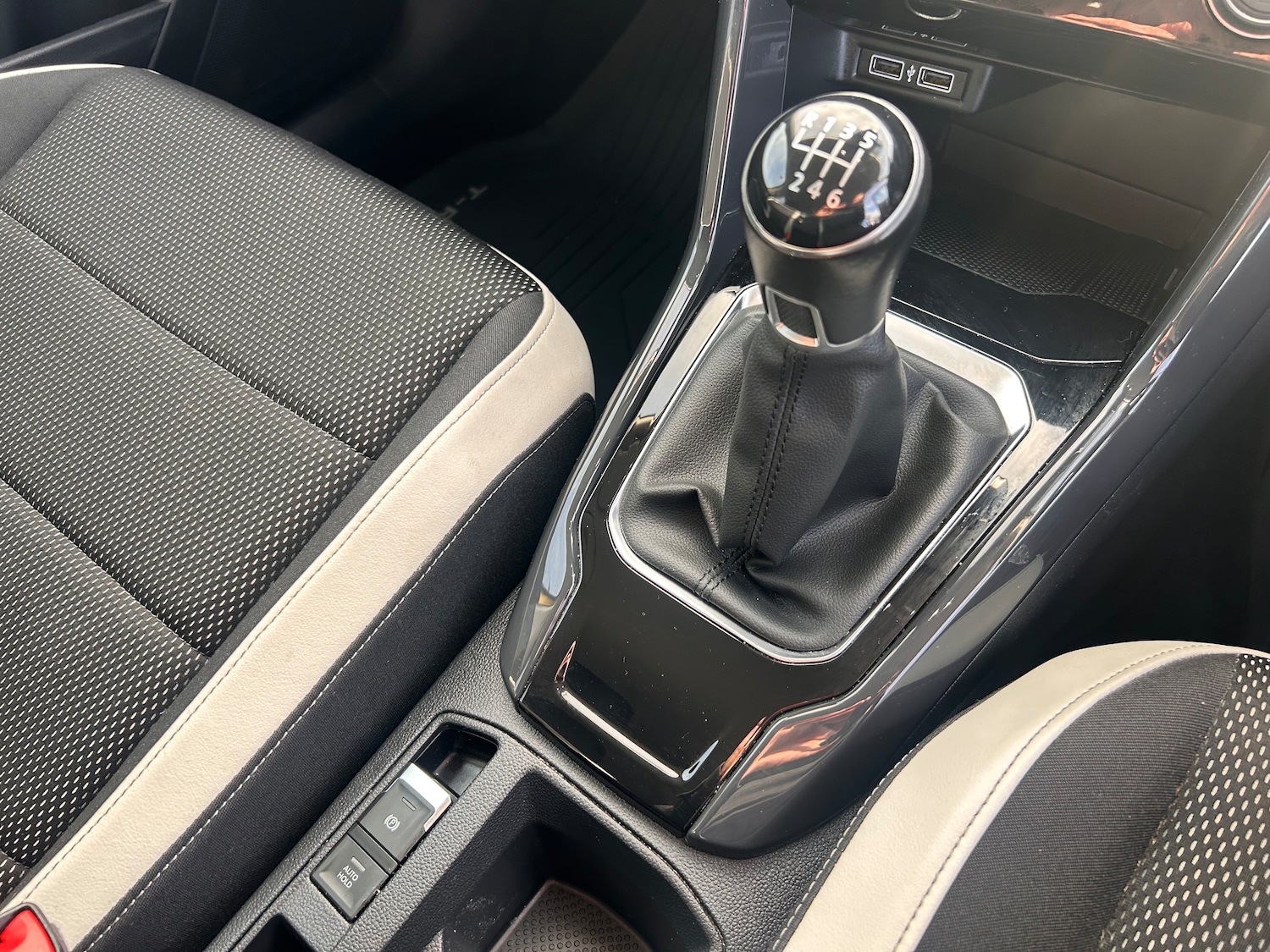 Used Volkswagen T-Roc 2018 for sale - 76113754: Photo 37