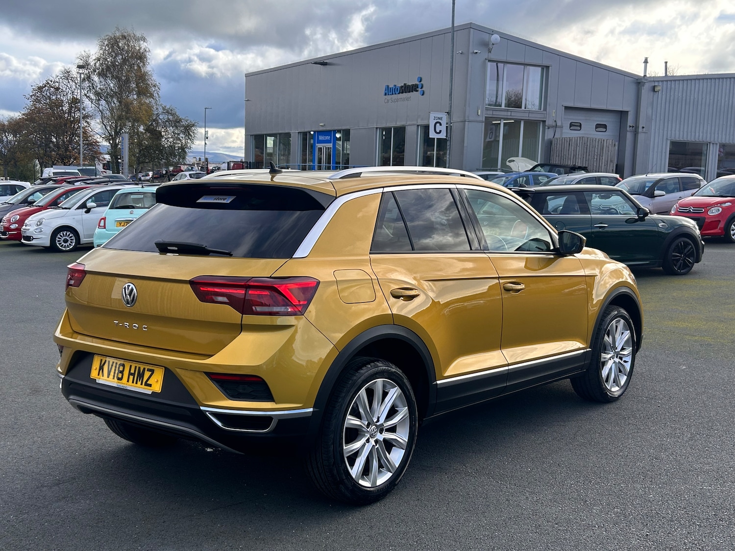 Used Volkswagen T-Roc 2018 for sale - 76113754: Photo 4