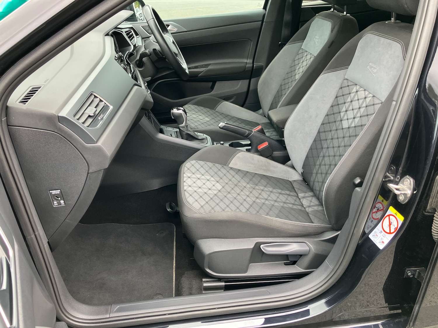 Used Volkswagen Taigo 2022 for sale - 75912972: Photo 16