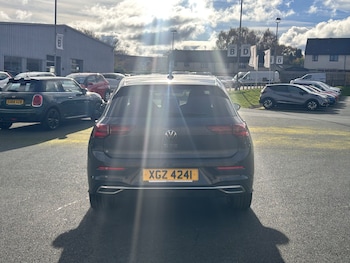 Used Volkswagen Golf 2022 for sale - 76040831: Photo