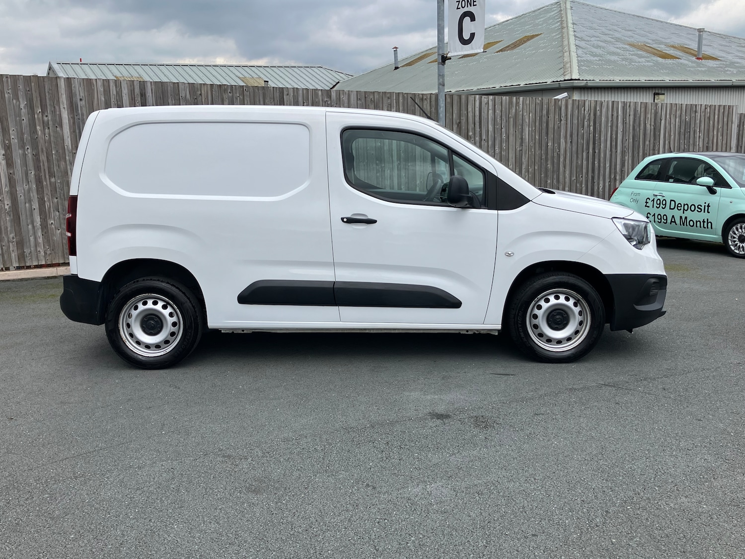 Used Vauxhall Combo 2021 for sale - 76148947: Photo 3