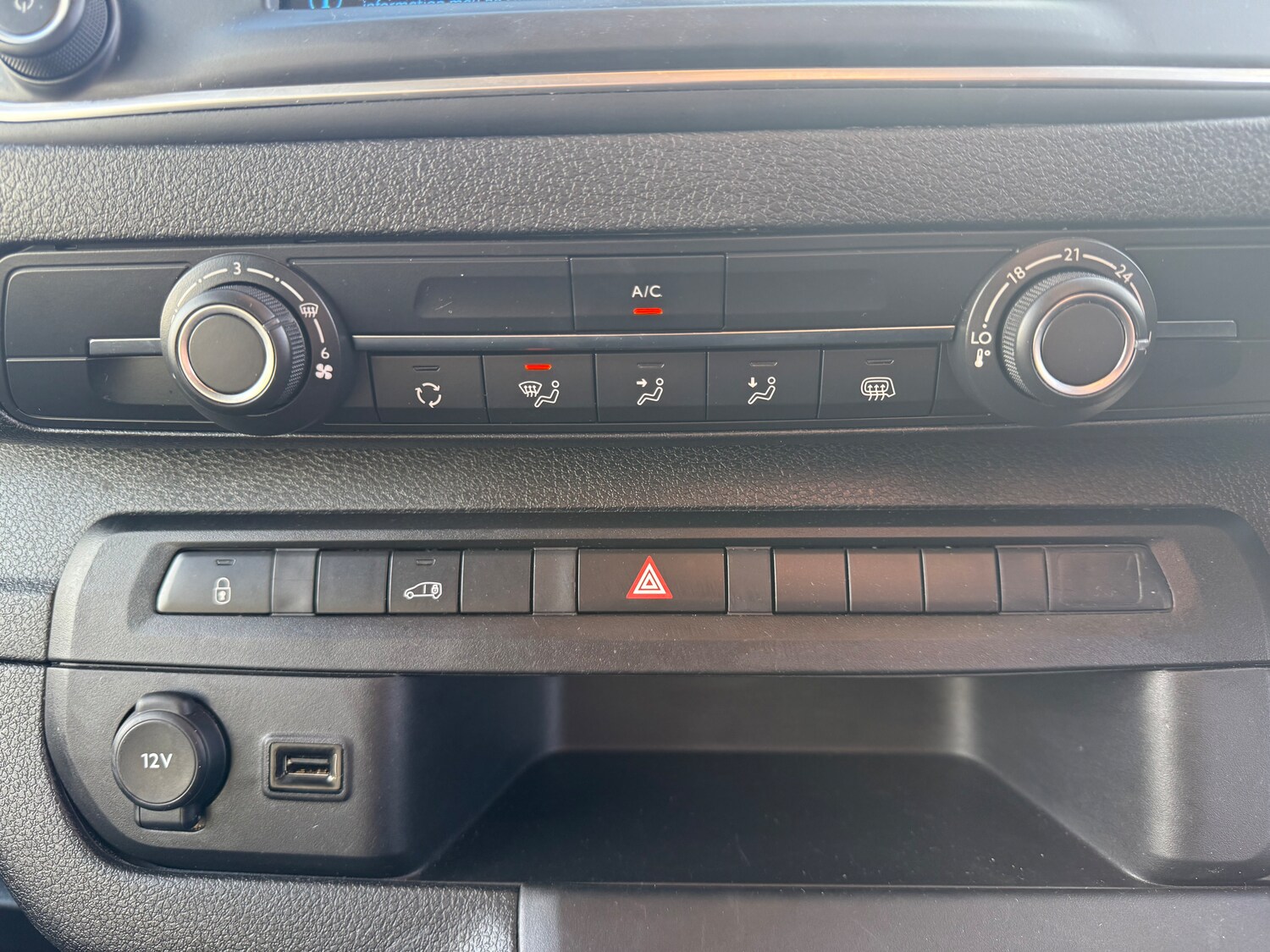 Used Peugeot Expert 2024 for sale - 76411745: Photo 23