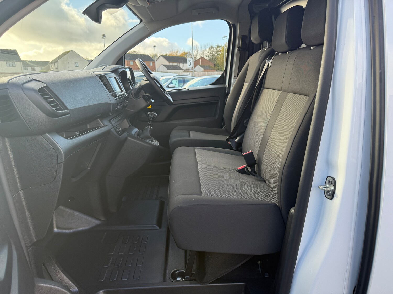 Used Peugeot Expert 2024 for sale - 76411745: Photo 25