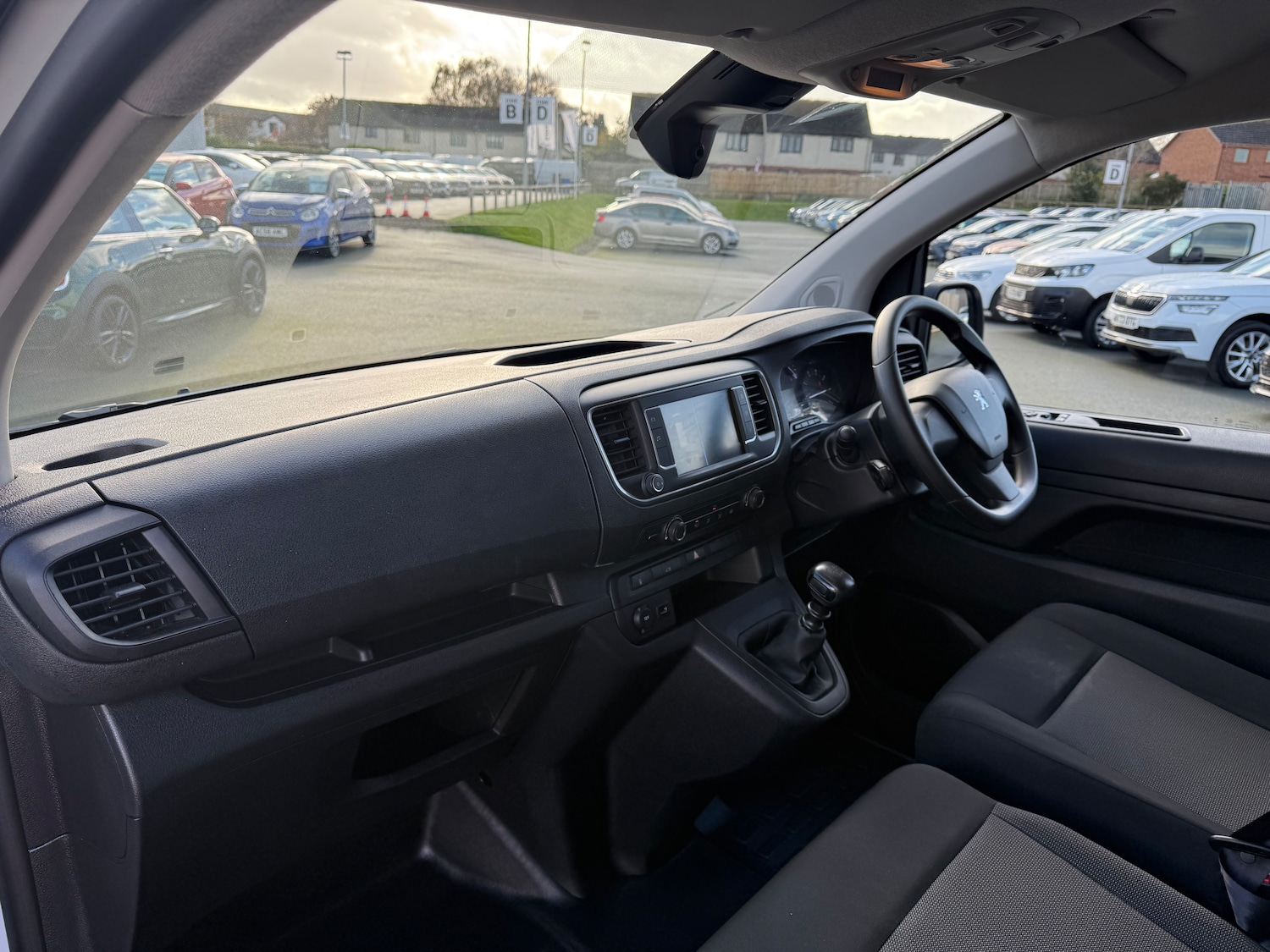 Used Peugeot Expert 2024 for sale - 76411745: Photo 26