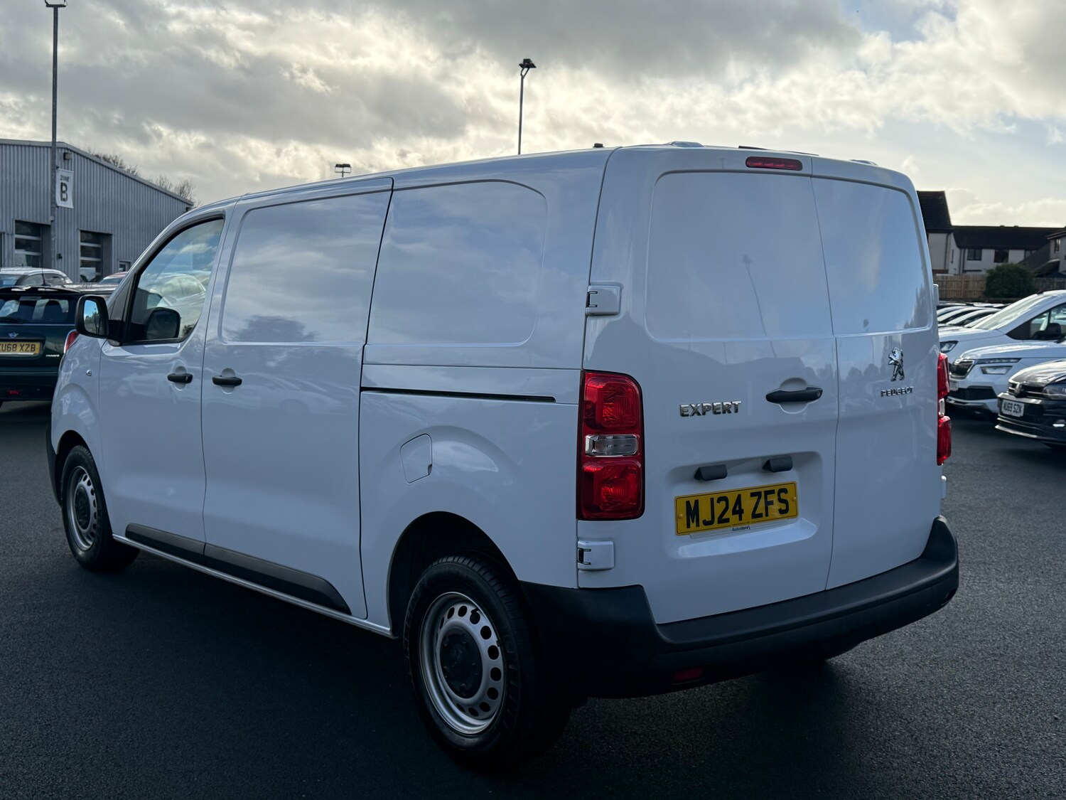 Used Peugeot Expert 2024 for sale - 76411745: Photo 6