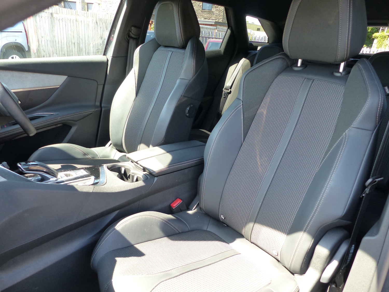 Used Peugeot 3008 2023 for sale - 75975038: Photo 6