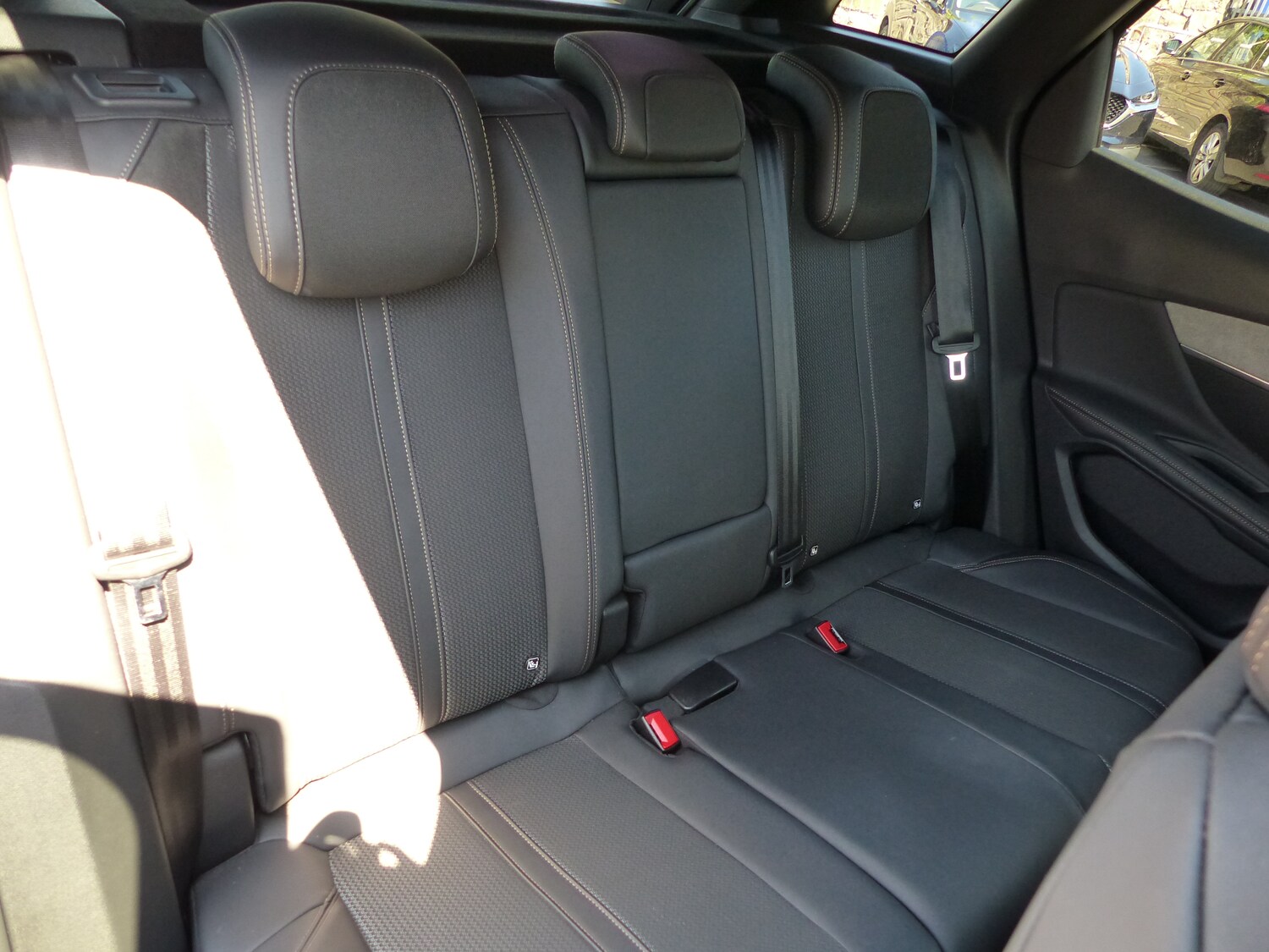 Used Peugeot 3008 2023 for sale - 75975038: Photo 9