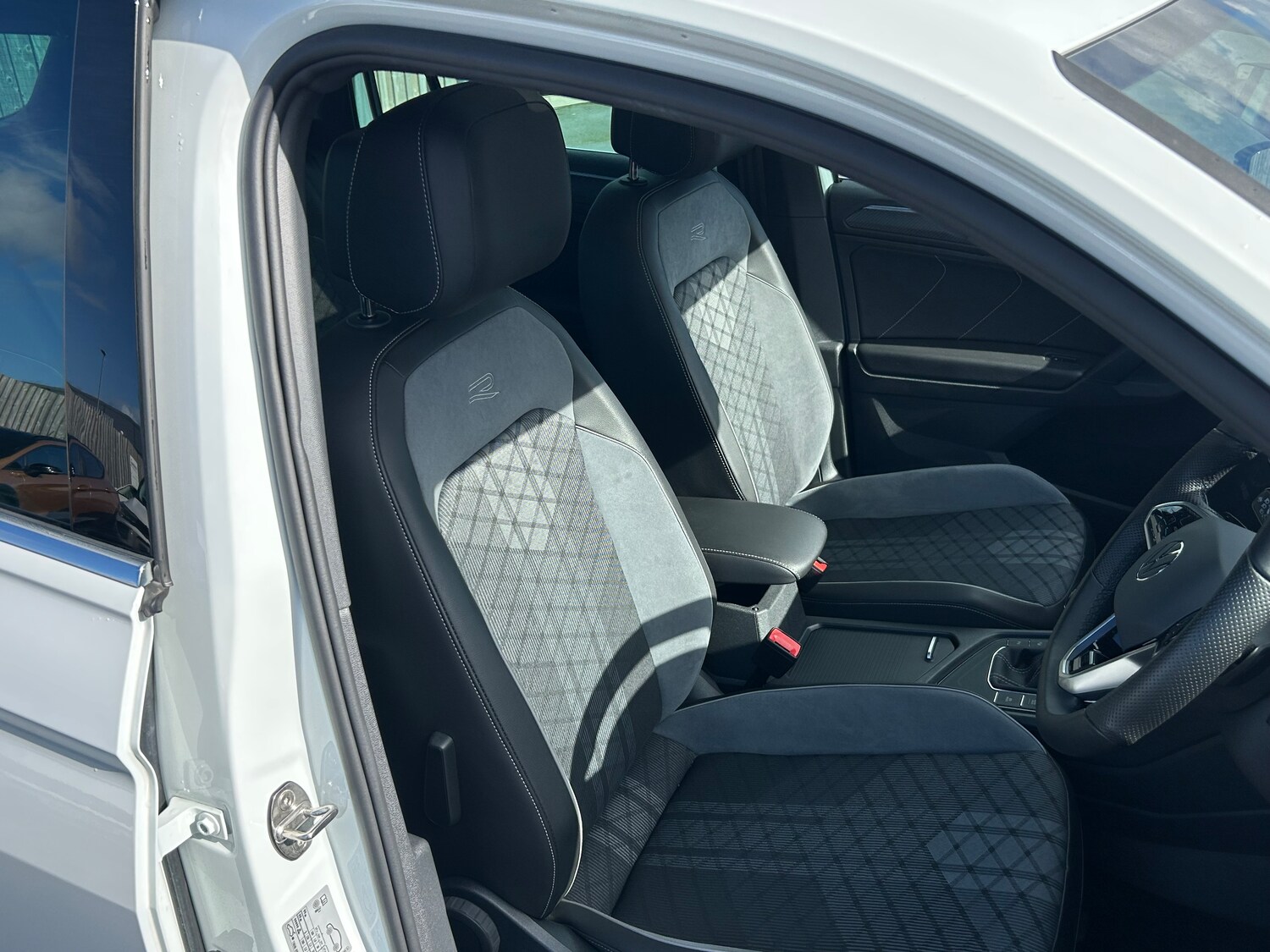 Used Volkswagen Tiguan 2022 for sale - 75975240: Photo 30