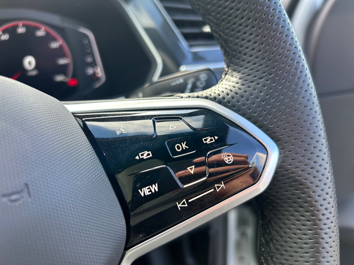 Used Volkswagen Tiguan 2022 for sale - 75975240: Photo 40