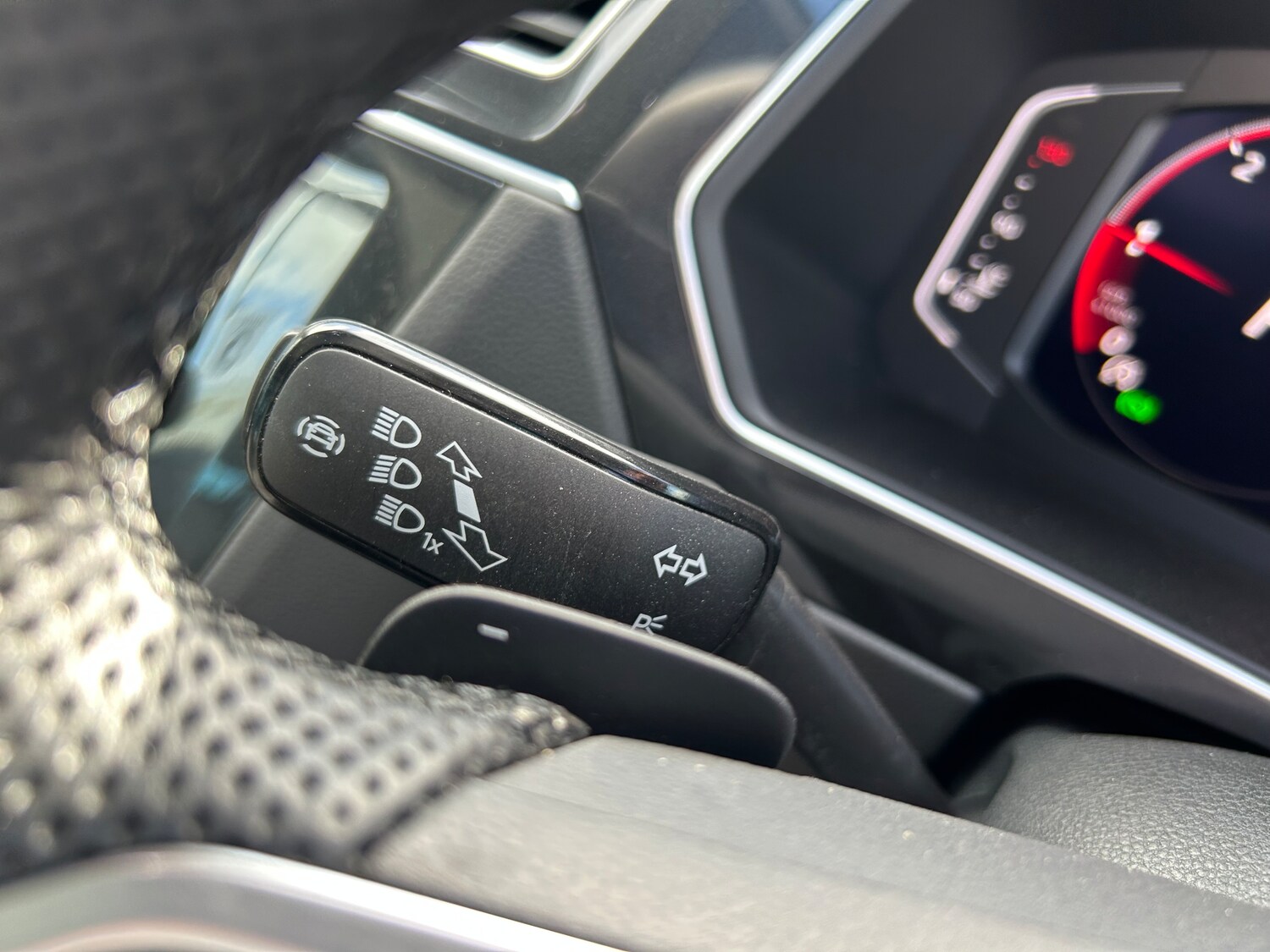 Used Volkswagen Tiguan 2022 for sale - 75975240: Photo 43