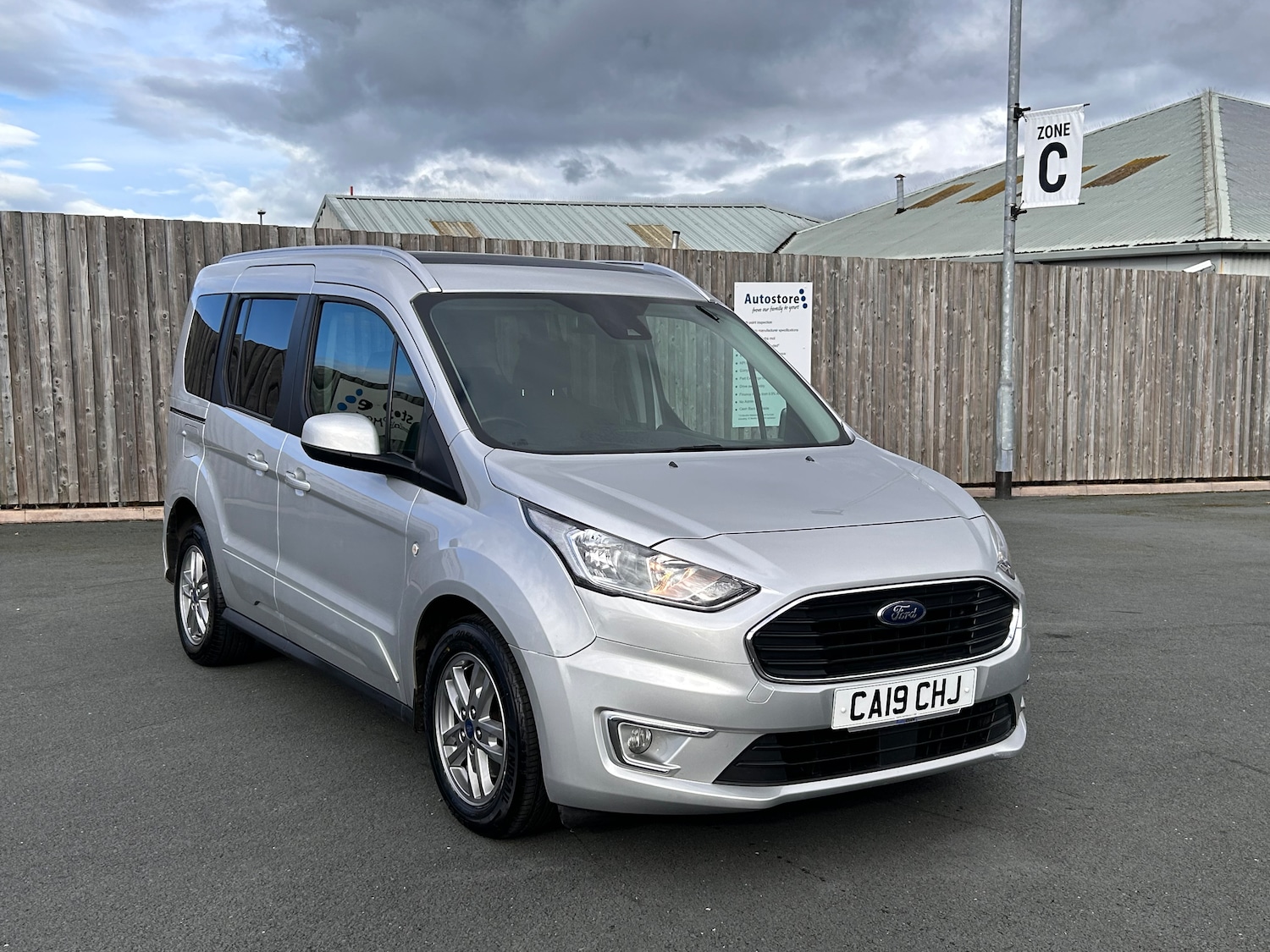 Used Ford Tourneo Connect 2019 for sale - 76245886: Photo 1