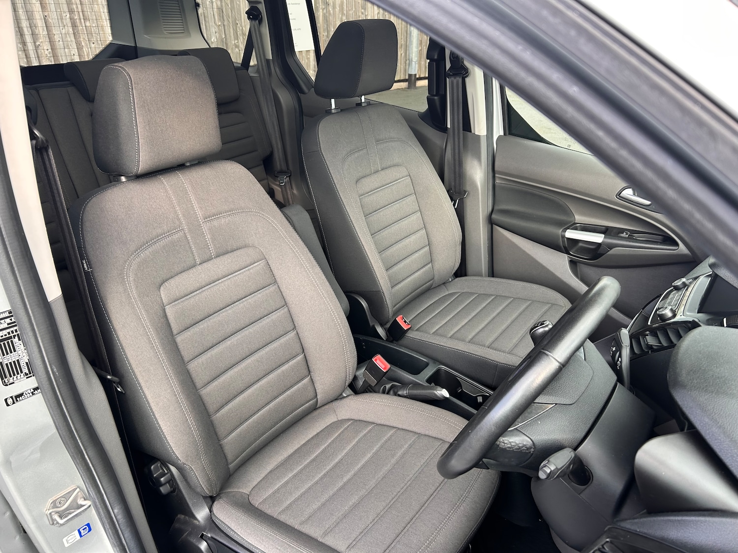 Used Ford Tourneo Connect 2019 for sale - 76245886: Photo 18