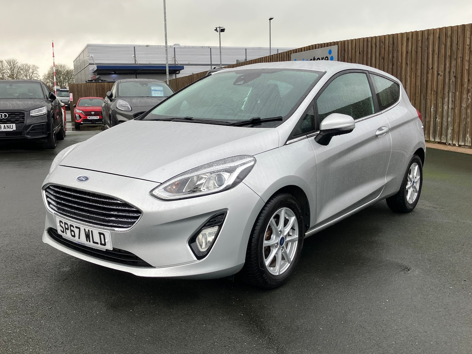 Used Ford Fiesta 2017 for sale - 76553562: Photo 11