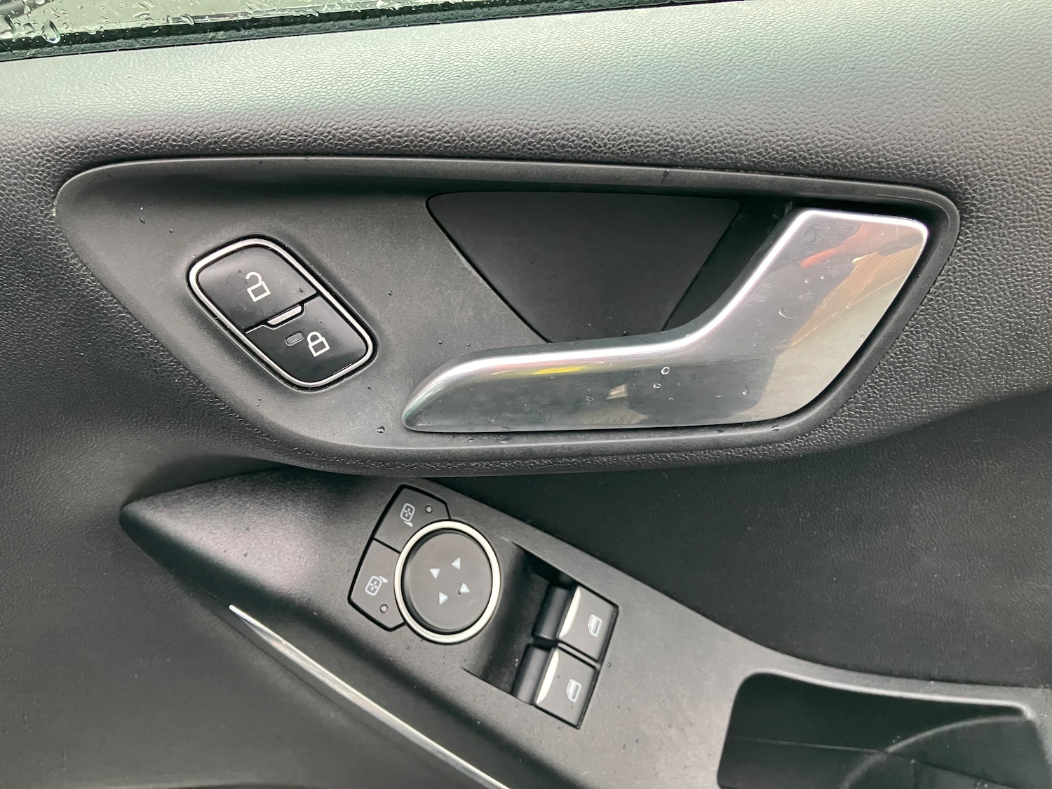 Used Ford Fiesta 2017 for sale - 76553562: Photo 25